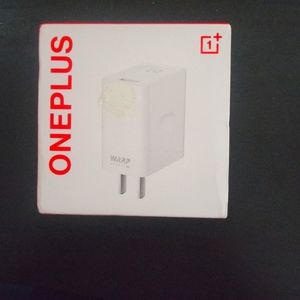 OnePlus warp Charger
